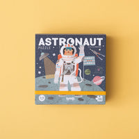 Astronaut pocket puzzle