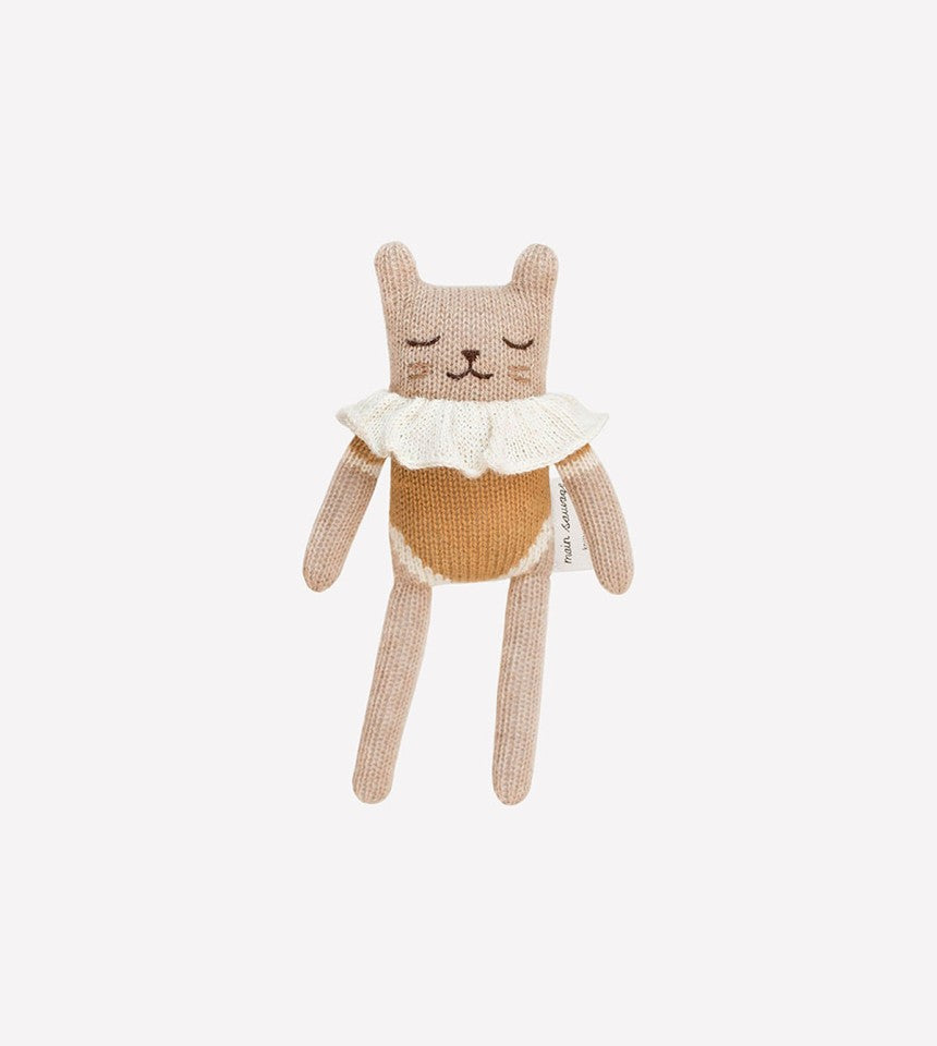 Kitten knit toy ochre