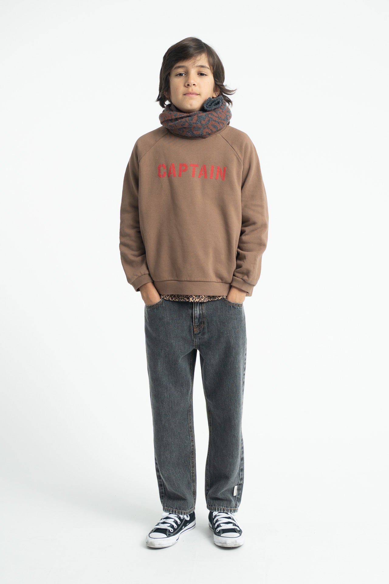 Sweatshirt brown captain print